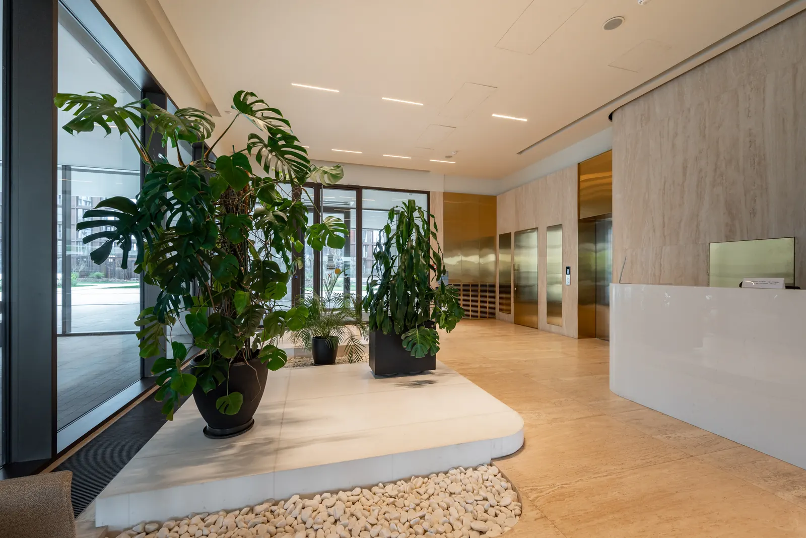 2-комнатная квартира 74,8 м² в ЖК «Victory Park Residences»