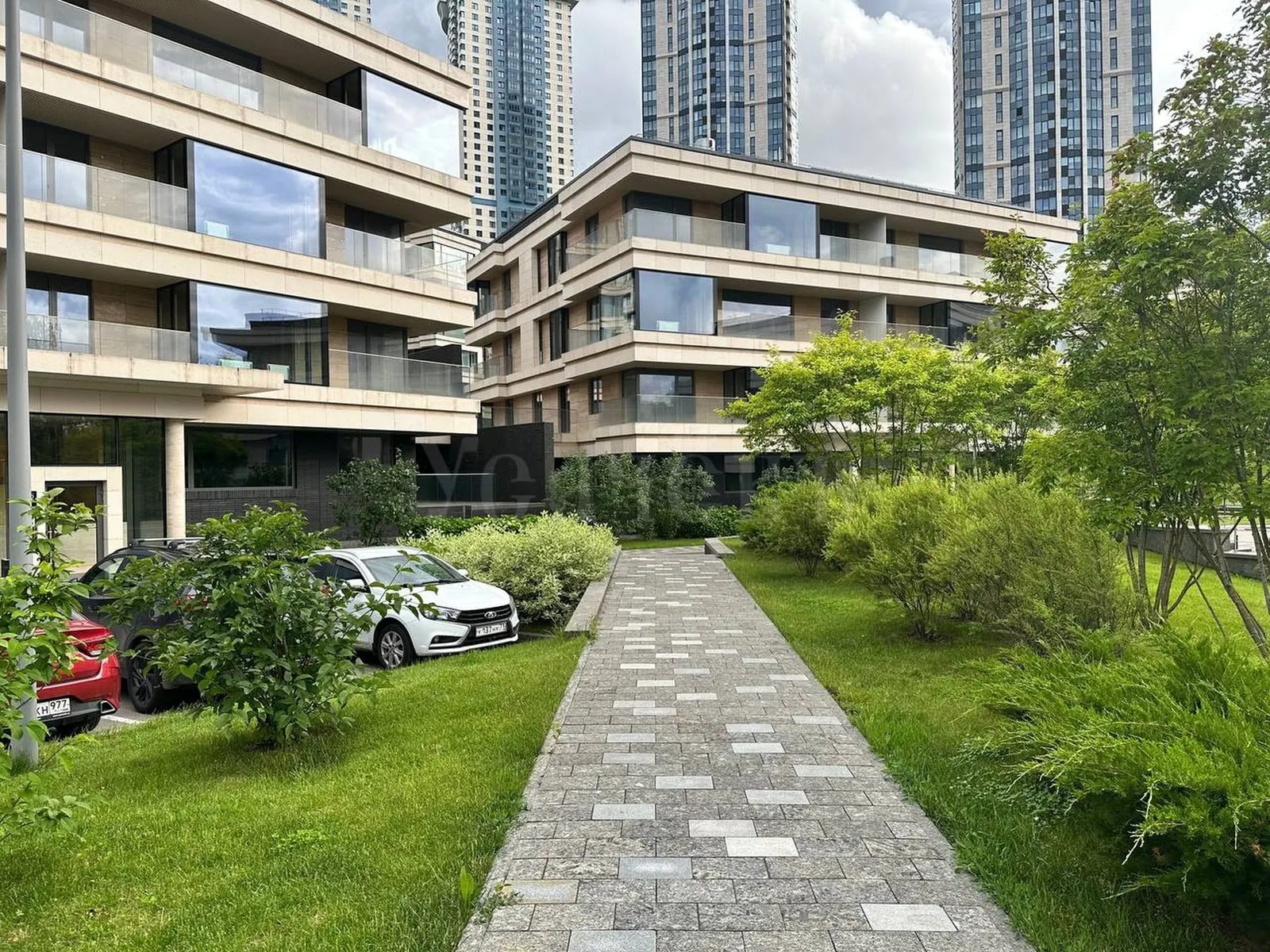 Квартира 370,1 м² в ЖК «Снегири Эко»