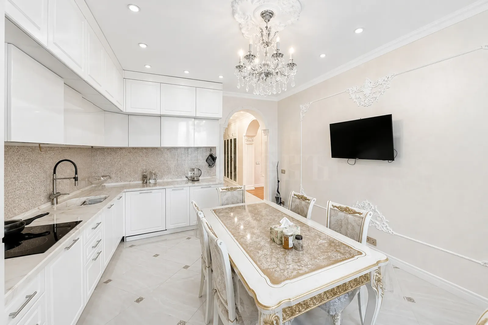4-комнатная квартира 140,8 м² в ЖК «Мосфильмовский»