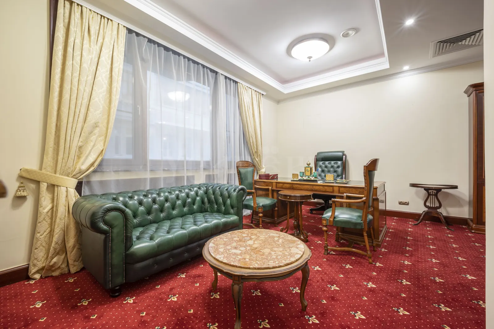 Коммерческое помещение 297 м² в ЖК «Дом в Хамовниках»