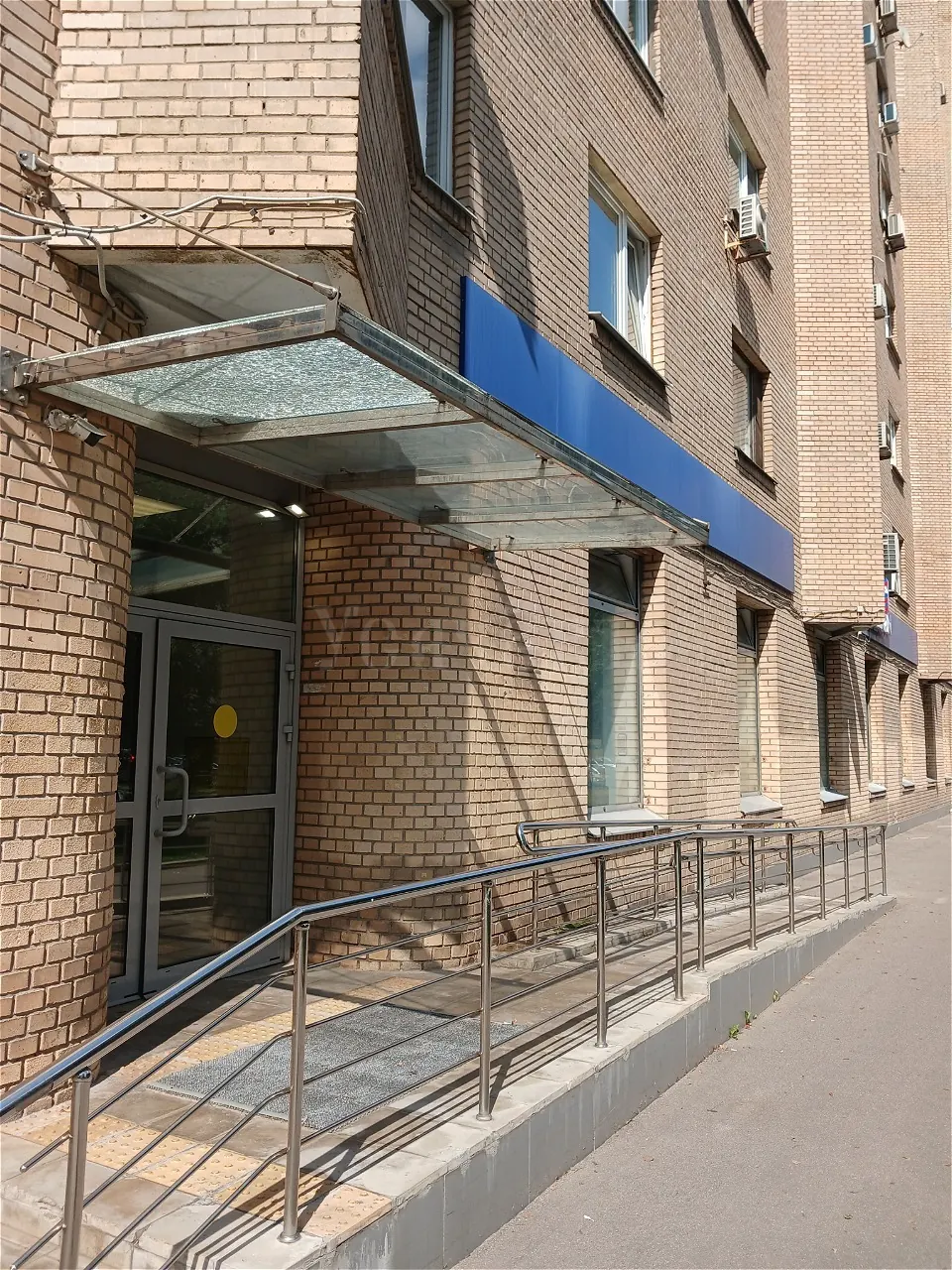 Коммерческое помещение 98,7 м²