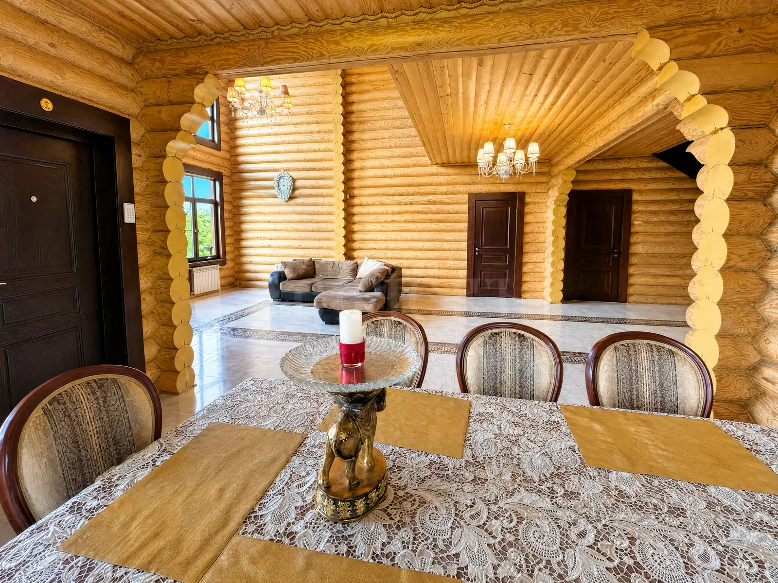 Загородный дом 223 м²