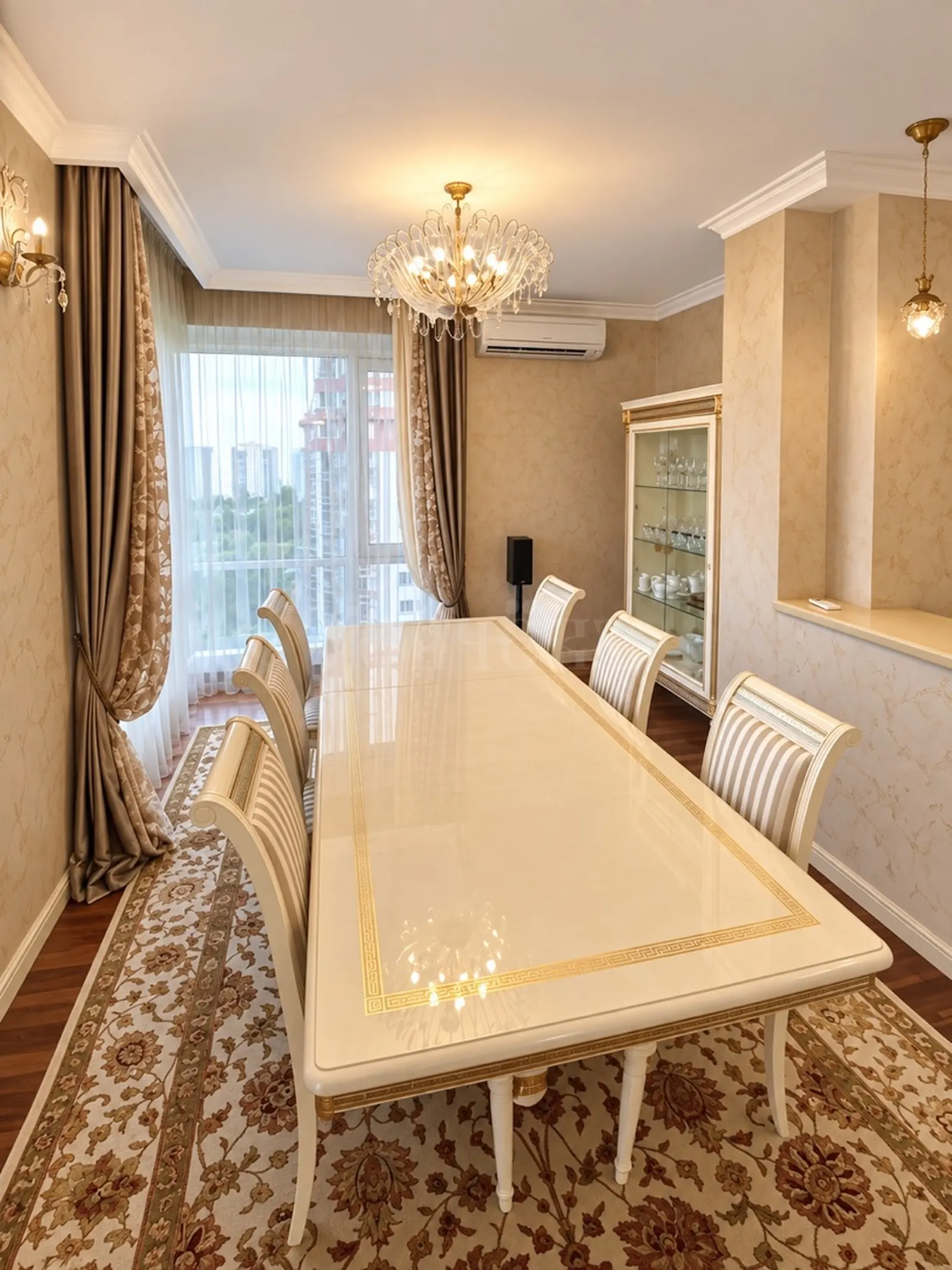 5-комнатная квартира 232,8 м² в ЖК «Миракс Парк»