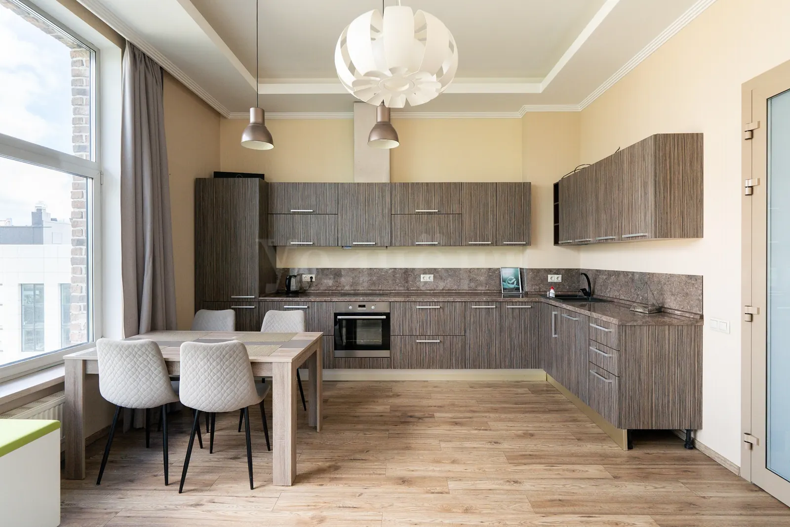 Коммерческое помещение 88,1 м² в ЖК «Лофт 151»