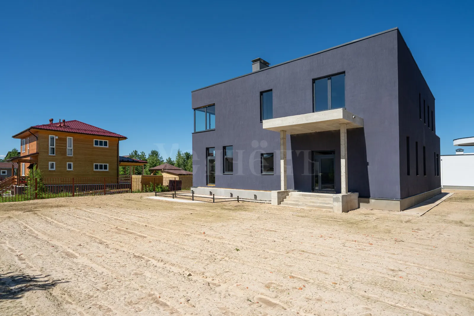 Загородный дом 468,6 м²
