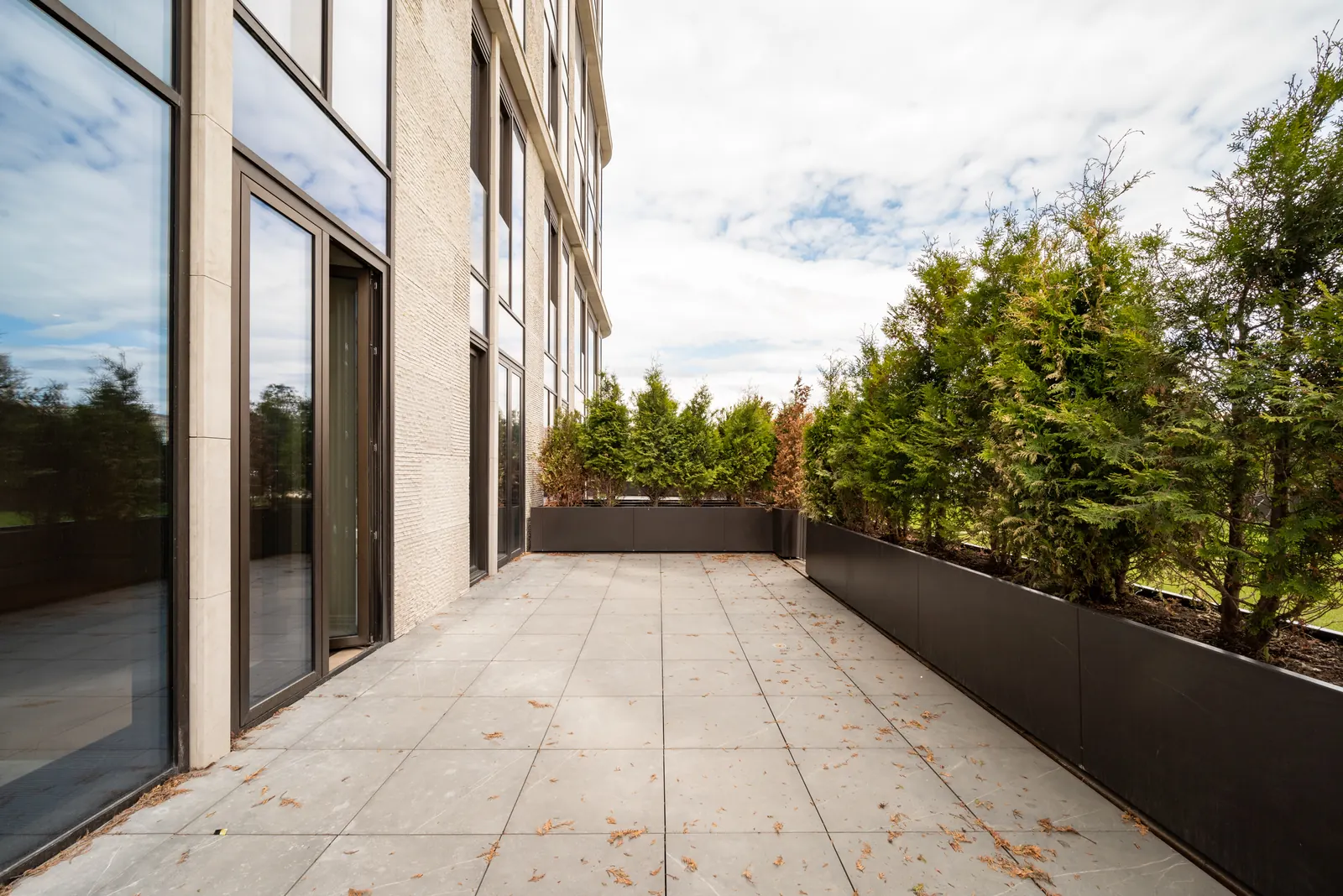 2-комнатная квартира 74,8 м² в ЖК «Victory Park Residences»