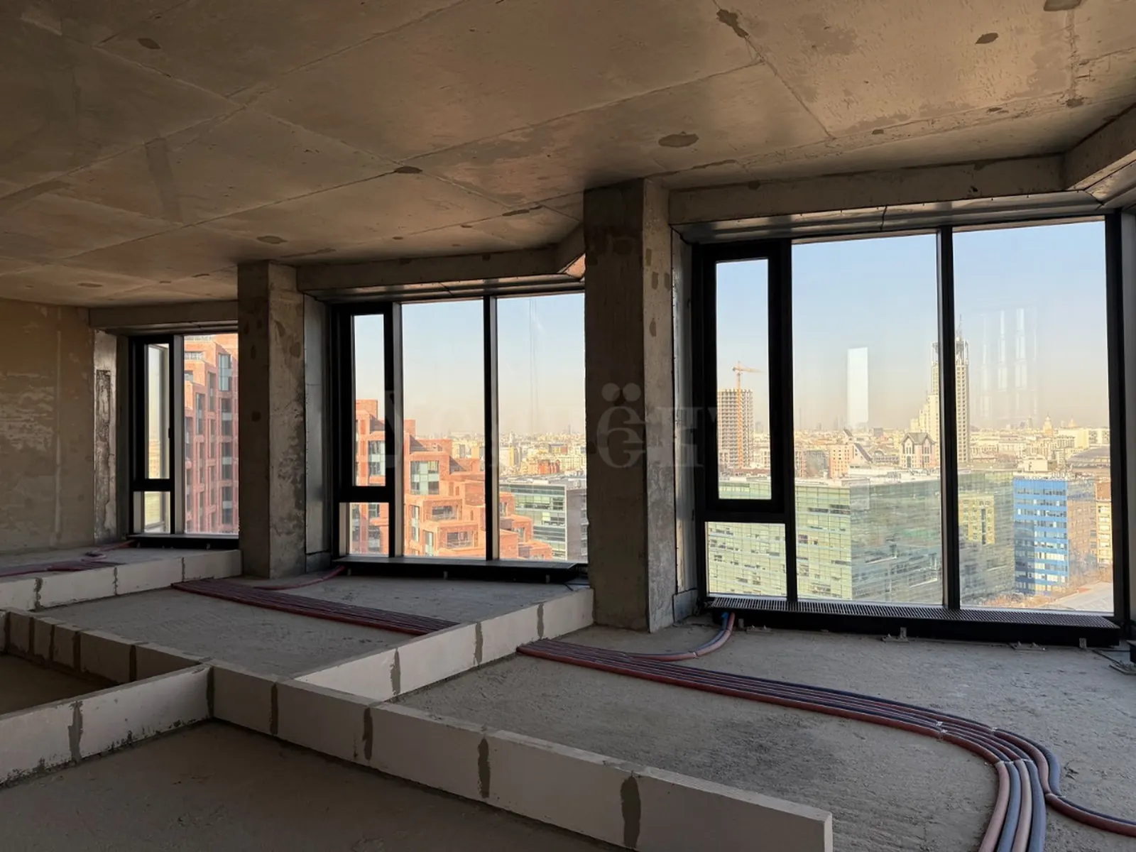 4-комнатная квартира 130,4 м² в ЖК «HIGH LIFE»