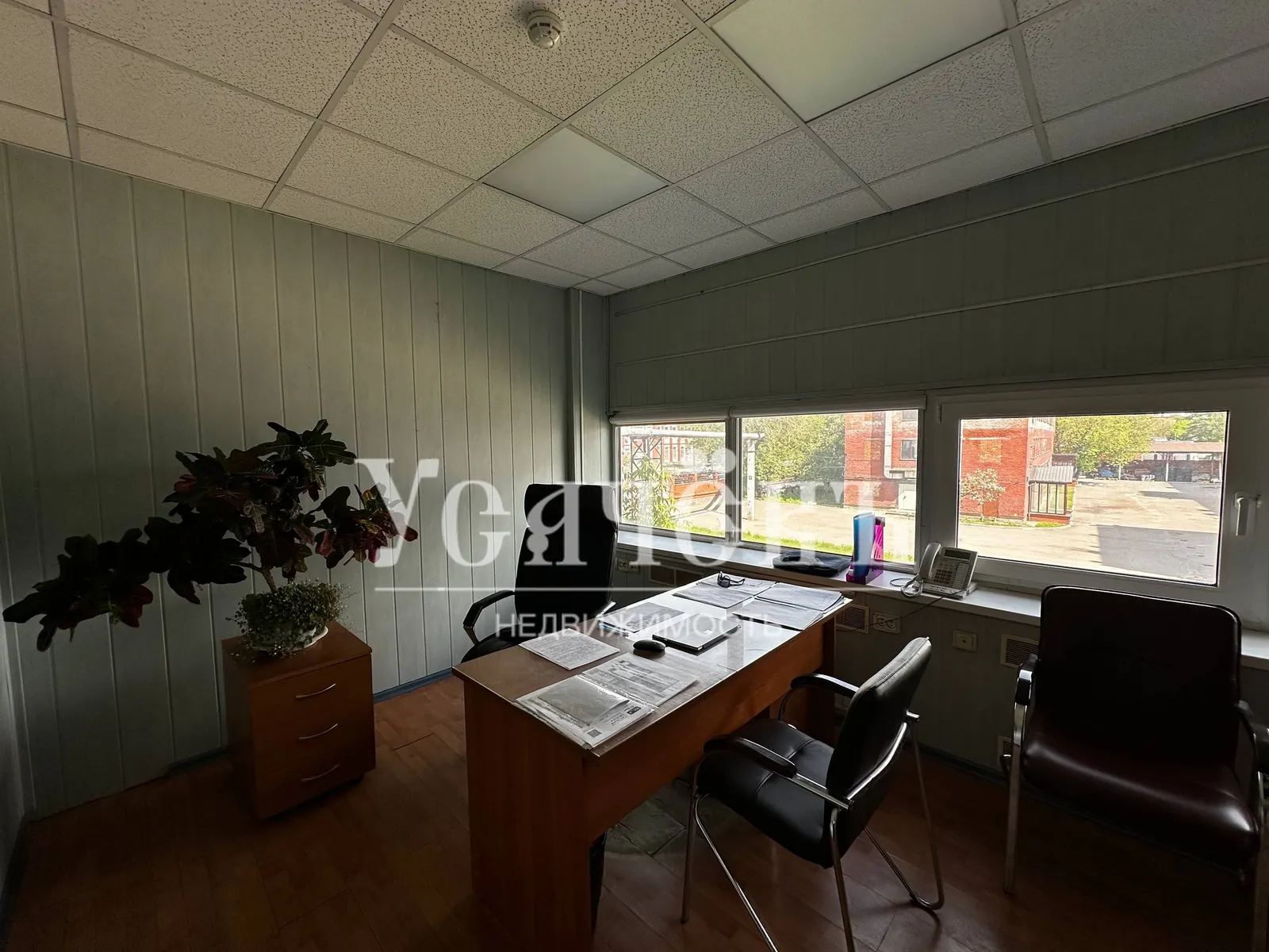 Коммерческое помещение 1 335,7 м²