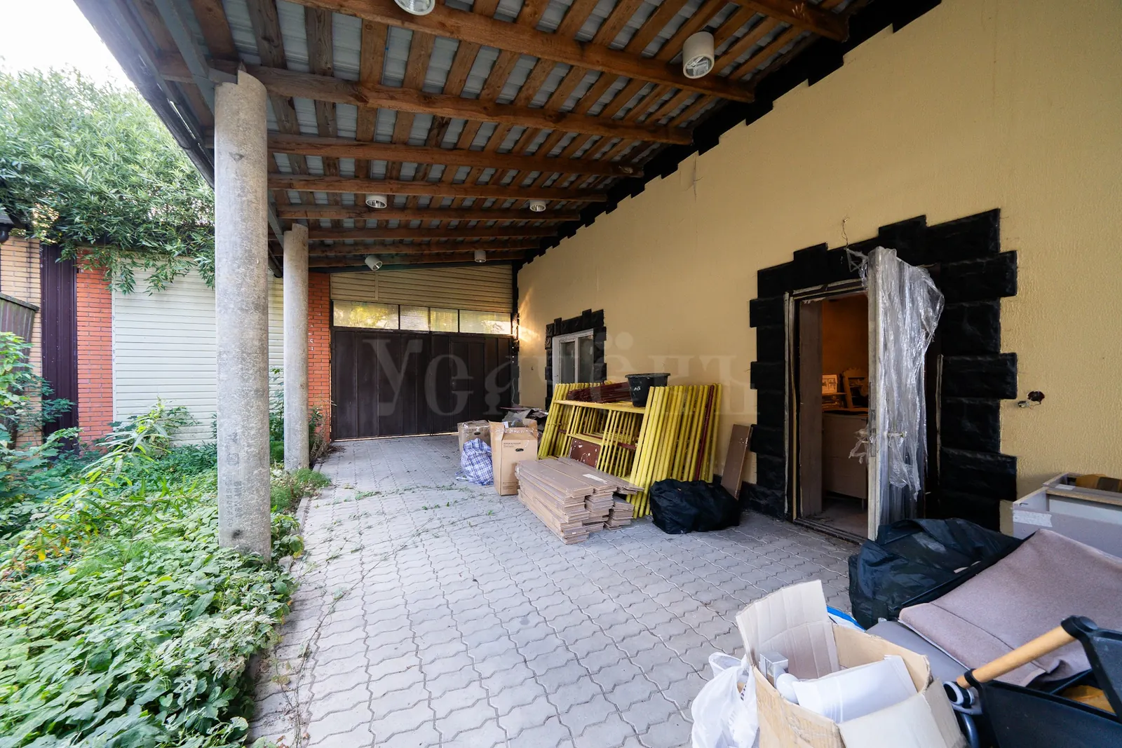 Загородный дом 970 м²