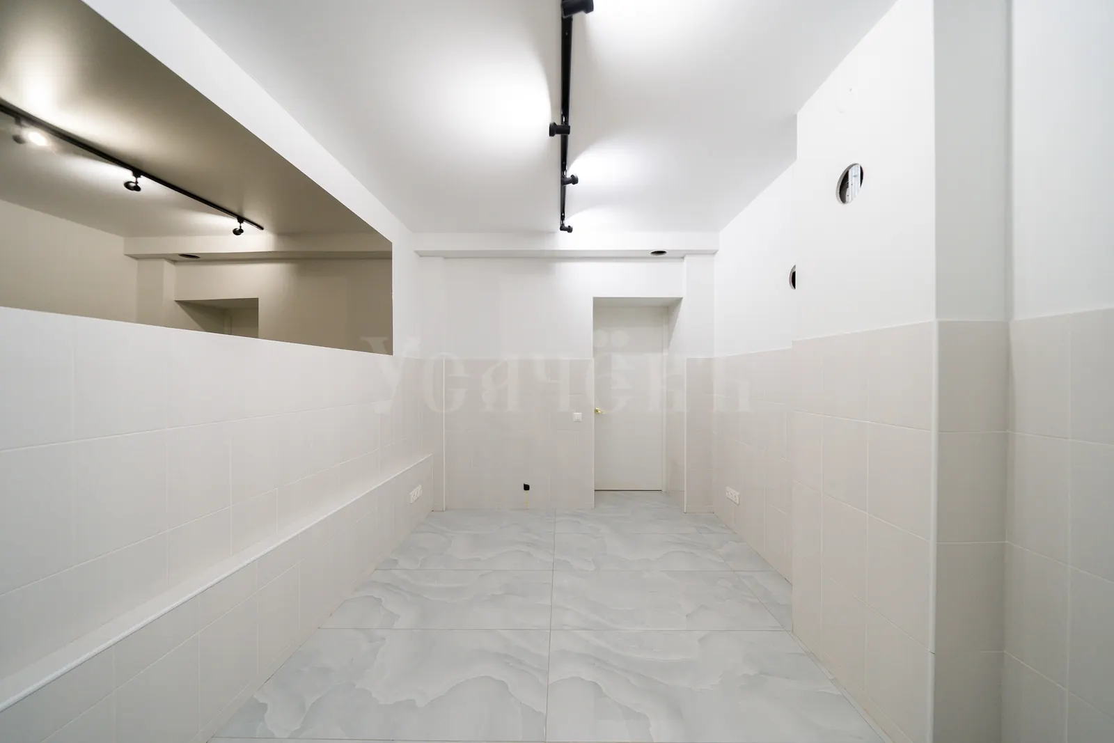 Коммерческое помещение 100 м²