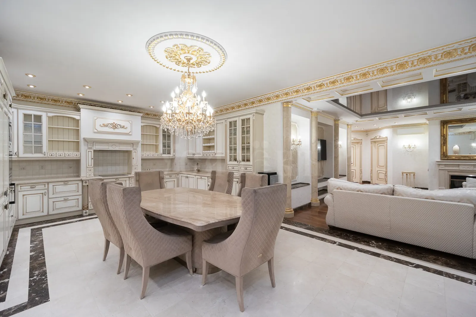 4-комнатная квартира 197,6 м² в ЖК «Корона Эйр»