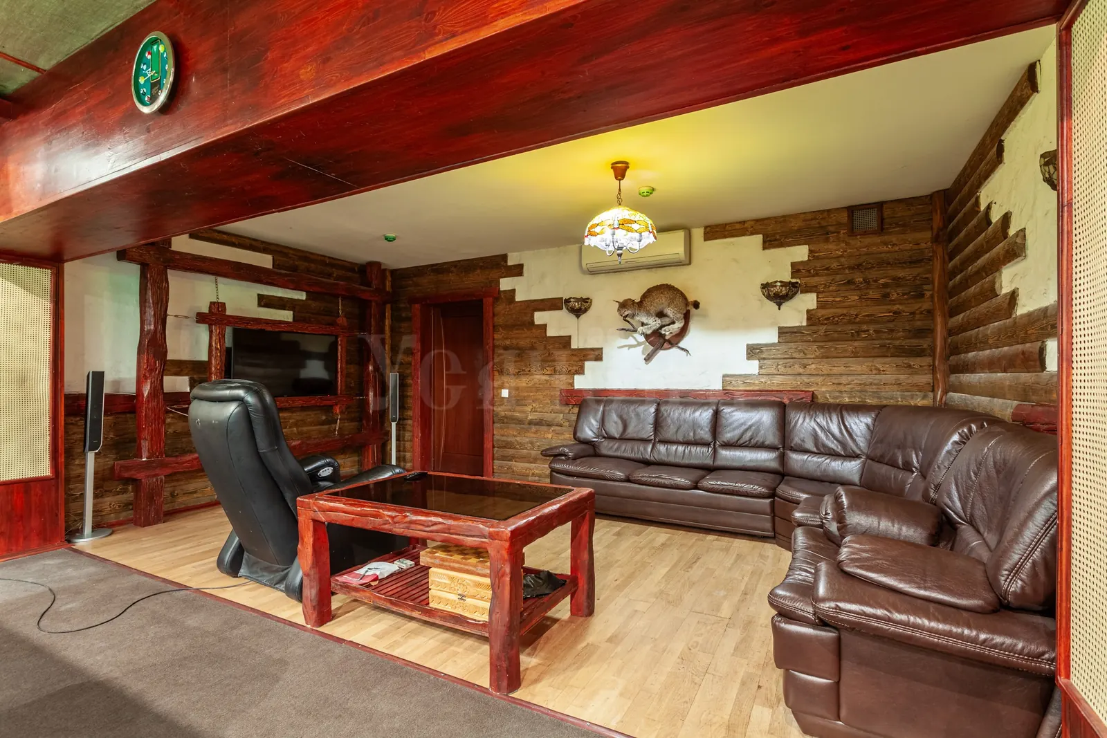 Коммерческое помещение 4 548 м²