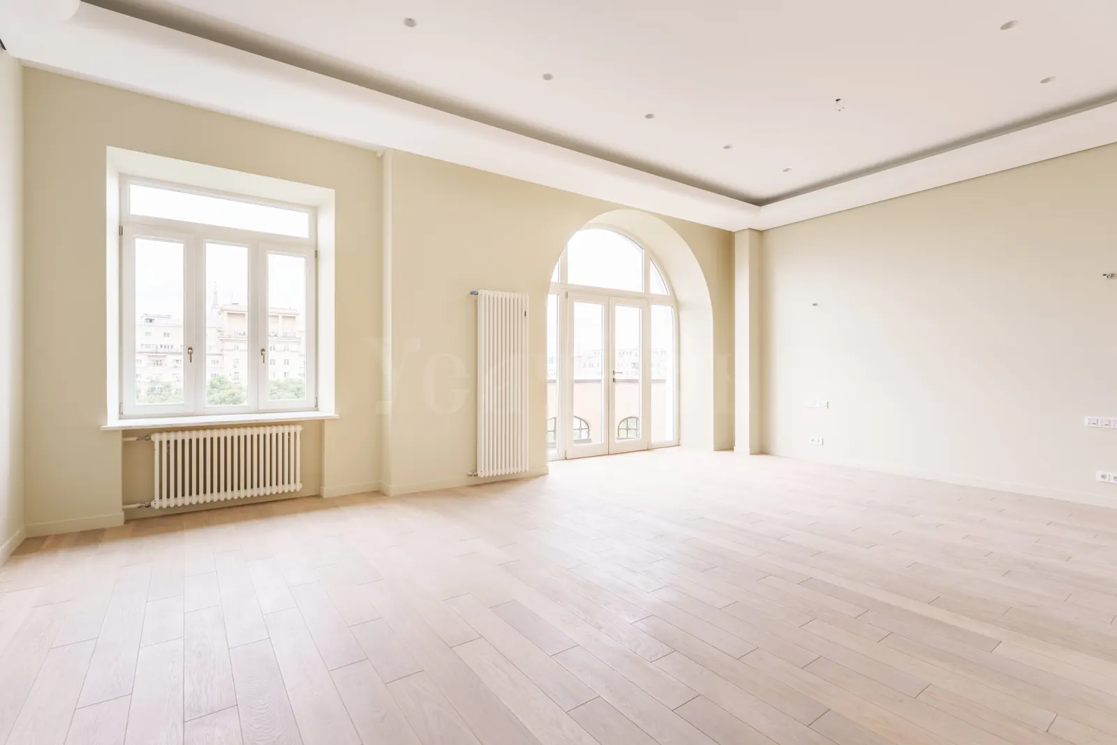 Квартира 541,8 м²