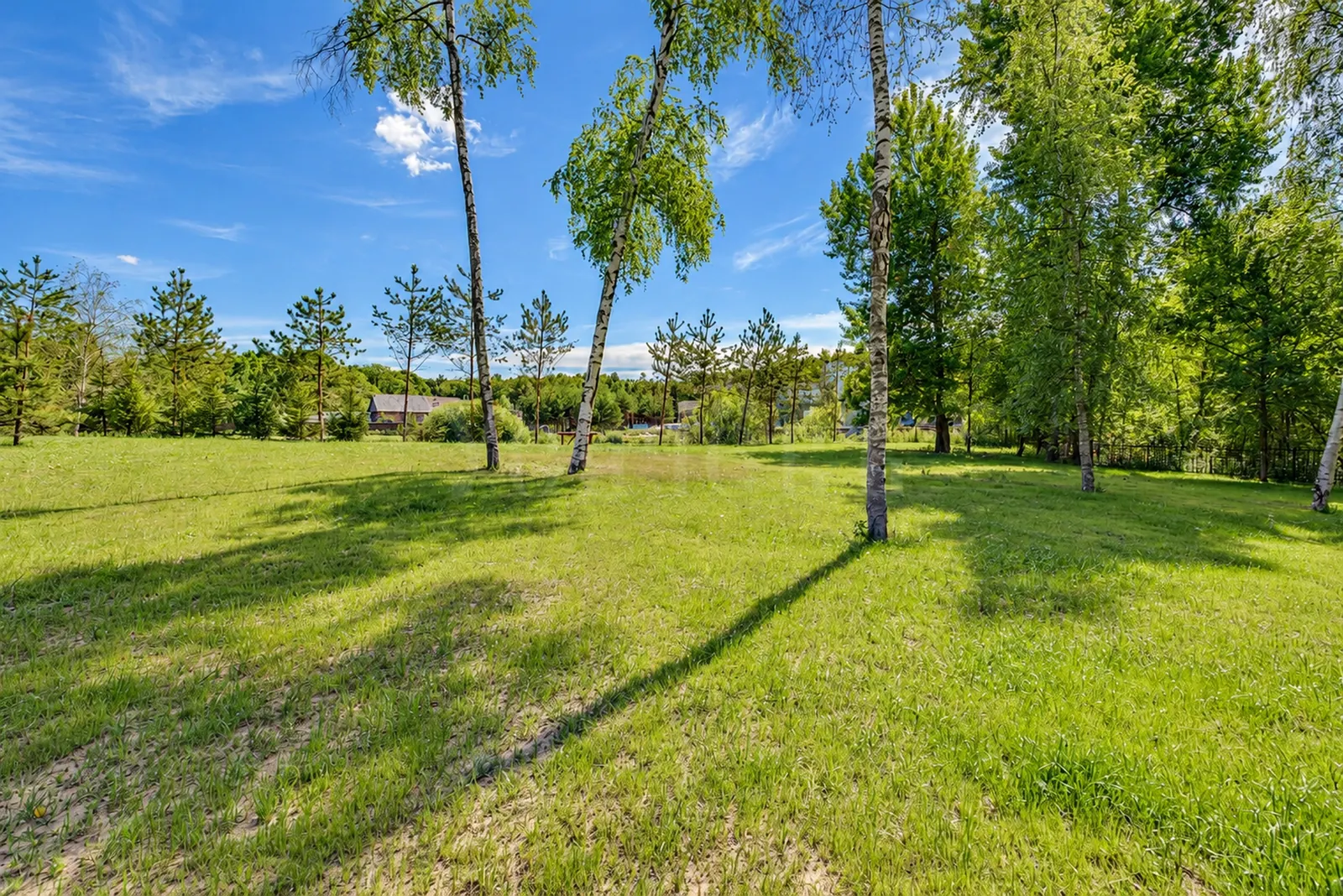 Загородный дом 1 500 м²