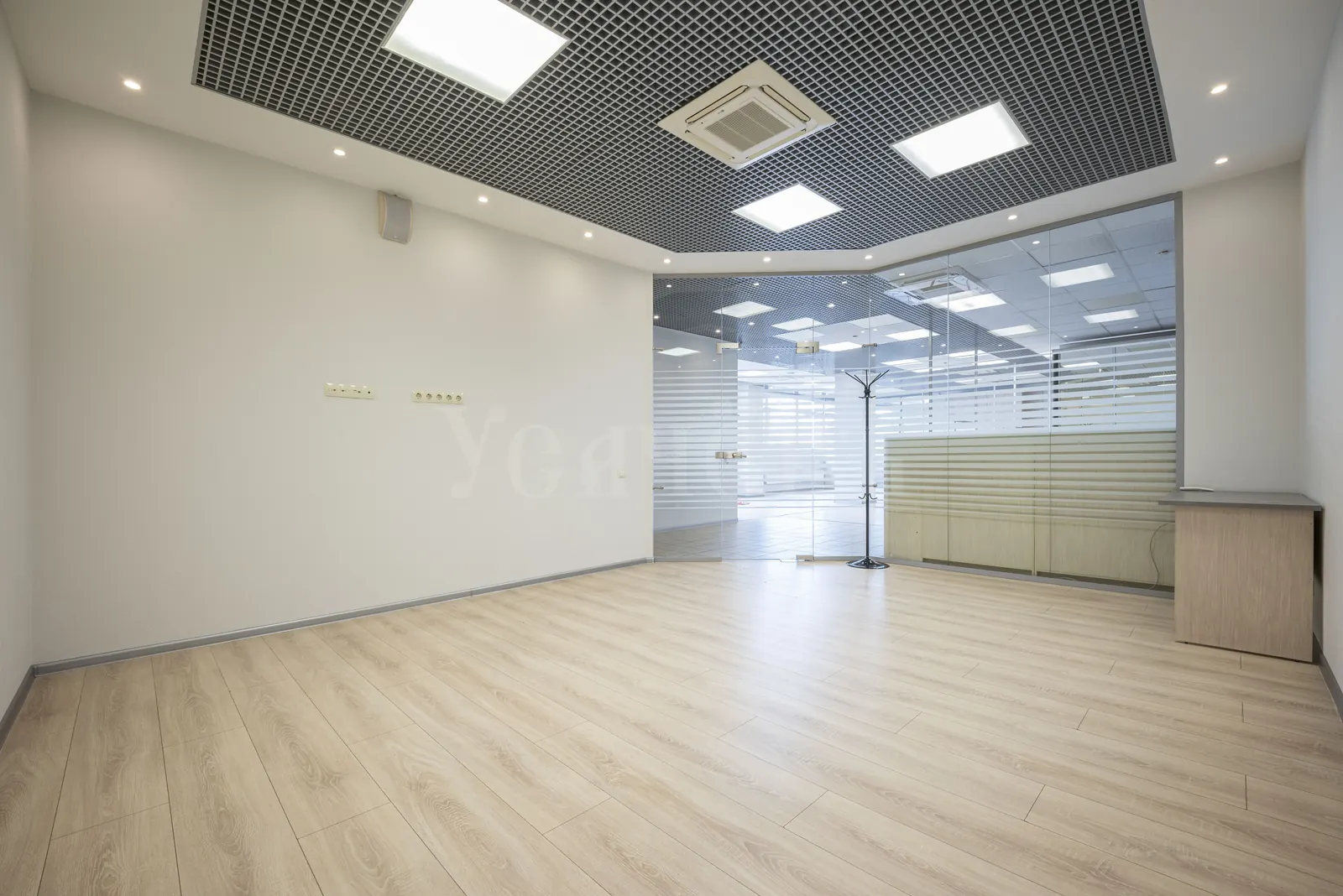 Коммерческое помещение 298,5 м² в районе Москва