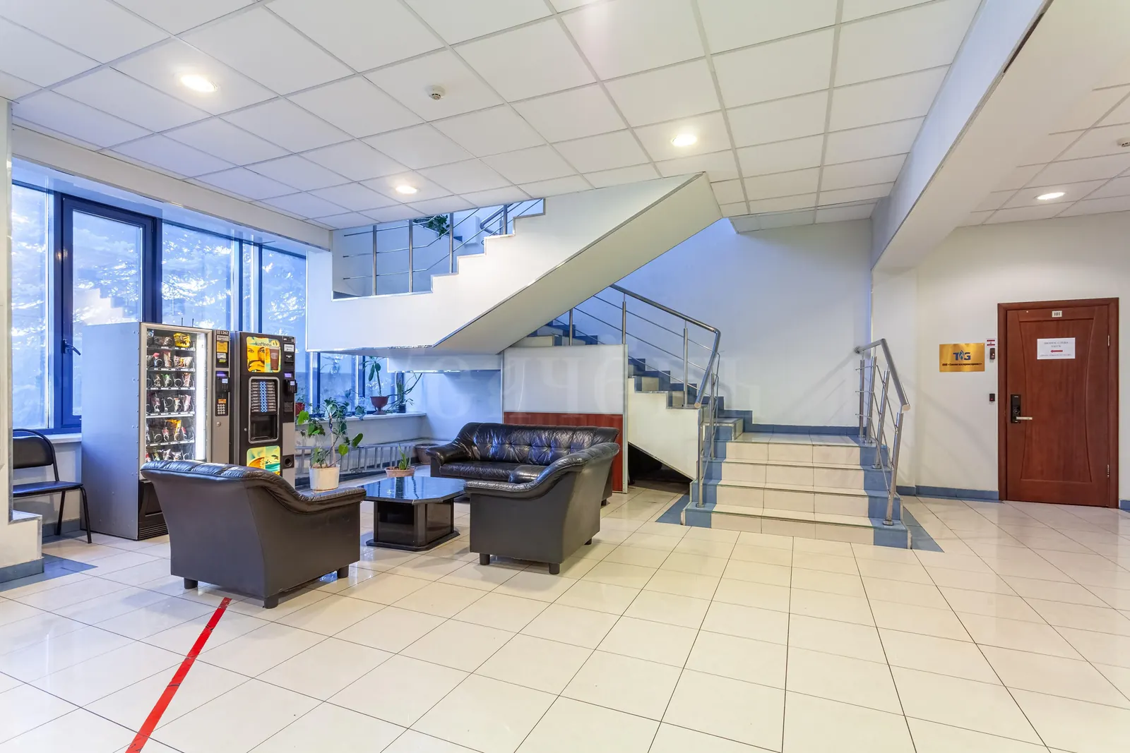 Коммерческое помещение 4 549 м²