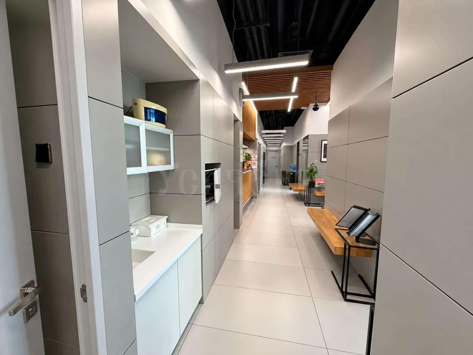 Коммерческое помещение 200 м²