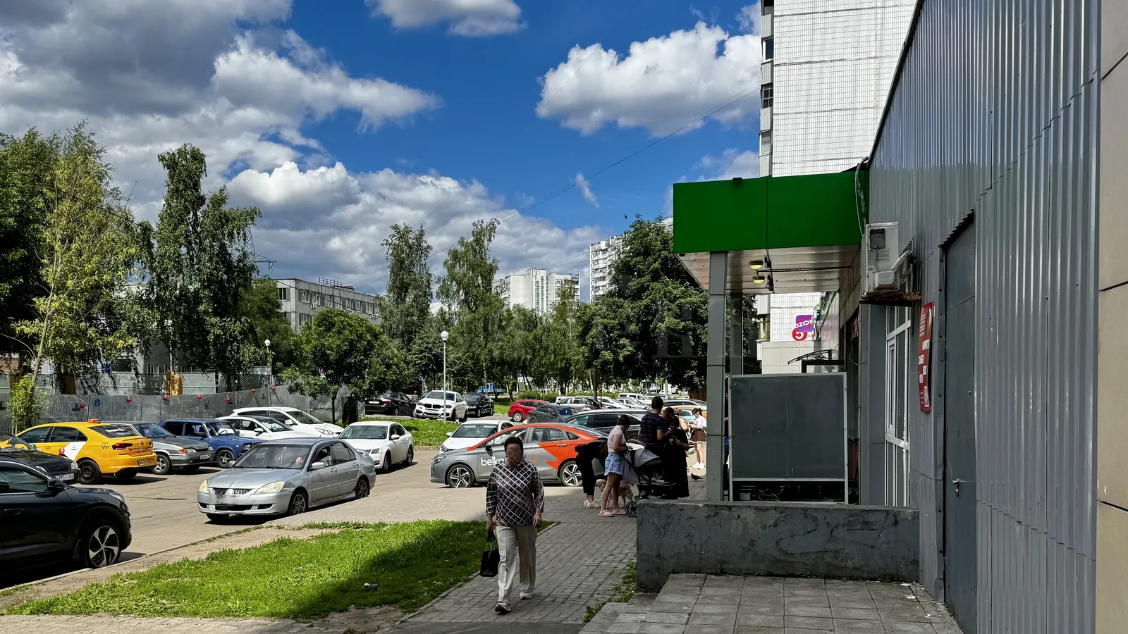 Коммерческое помещение 242,5 м²