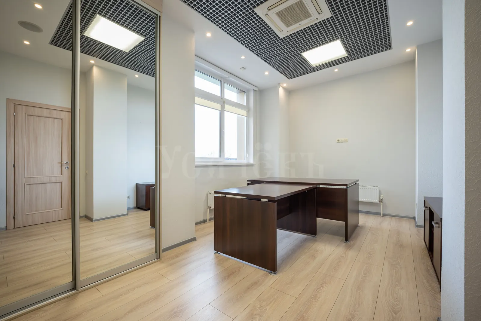 Коммерческое помещение 298,5 м² в районе Москва