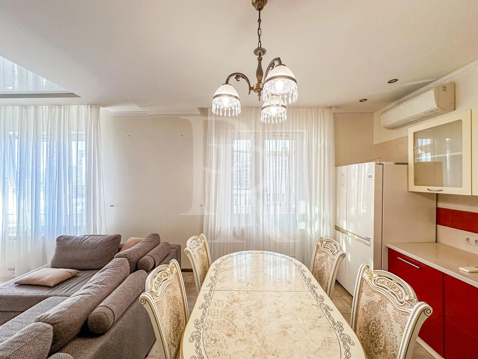 4-комнатная квартира 131 м² в ЖК «Миракс Парк»