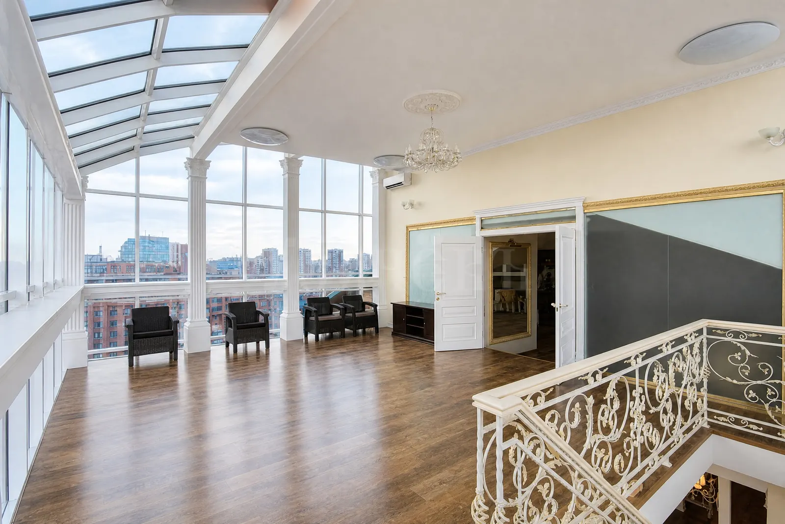 4-комнатная квартира 350 м² в ЖК «Золотые Ключи 2»