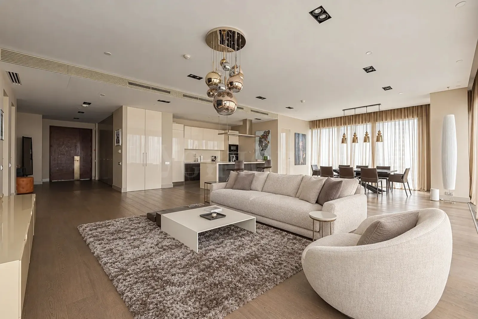 3-комнатная квартира 187,5 м² в ЖК «Город Столиц»