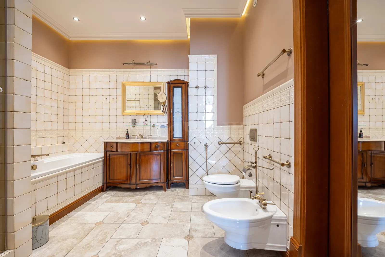 5-комнатная квартира 161 м² в ЖК «Квартал Шуваловский»
