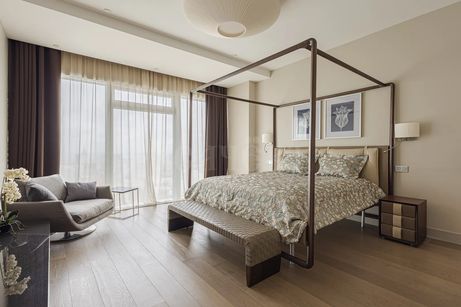 3-комнатная квартира 187,5 м² в ЖК «Город Столиц»
