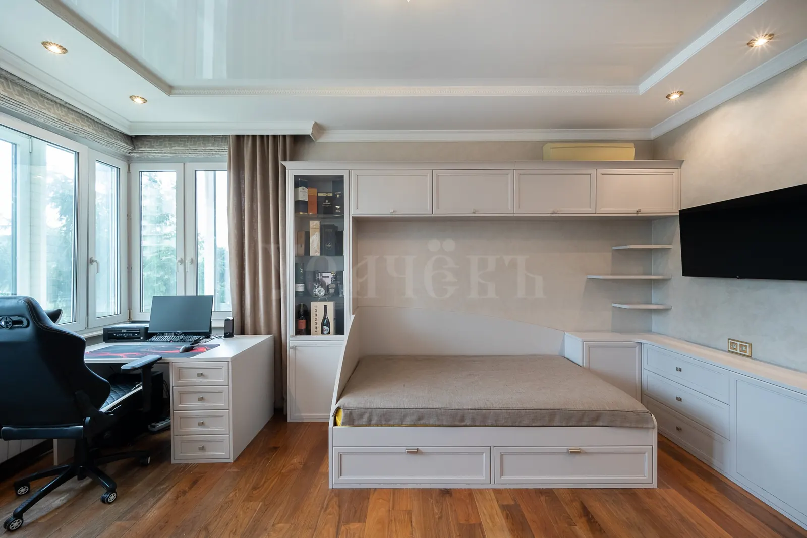4-комнатная квартира 197,6 м² в ЖК «Корона Эйр»