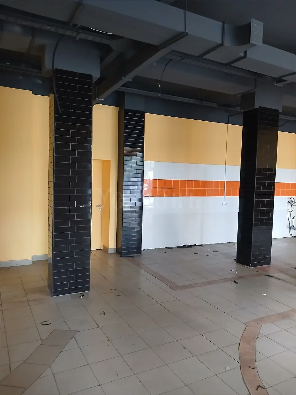 Коммерческое помещение 114 м²