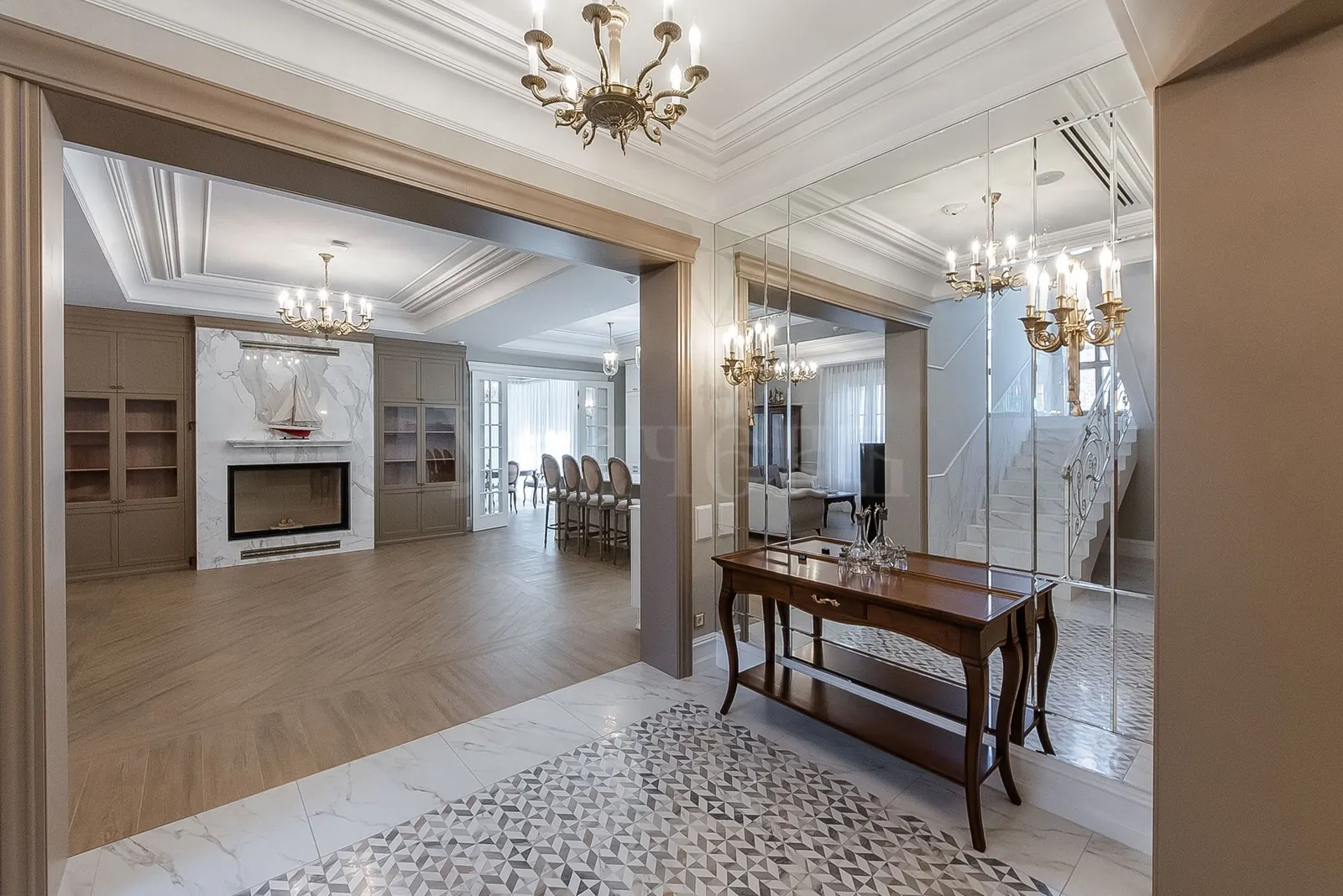 Загородный дом 480 м²