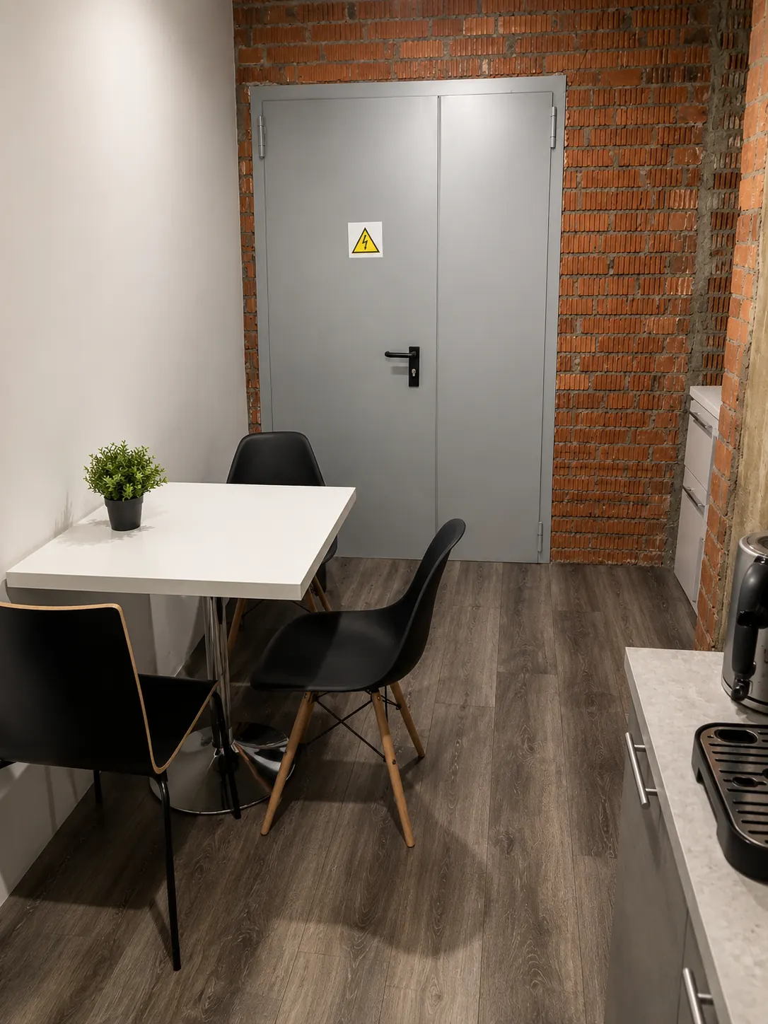 Коммерческое помещение 220 м² в ЖК «Садовые кварталы»