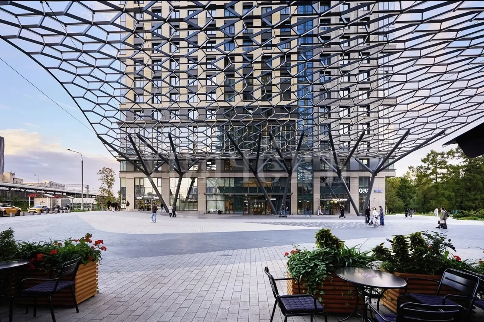 Коммерческое помещение 371 м² в ЖК «БЦ Botanica»