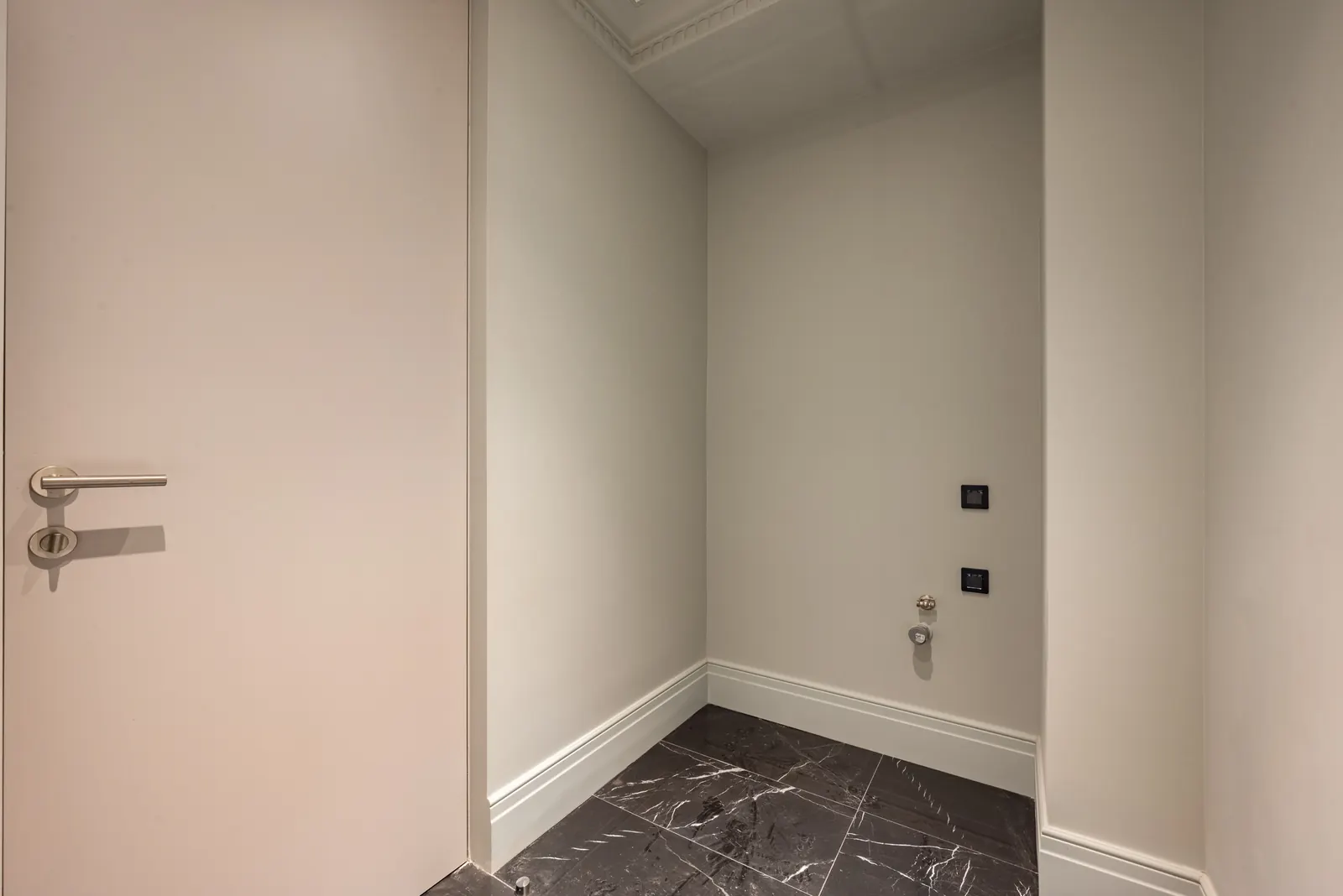 2-комнатная квартира 74,8 м² в ЖК «Victory Park Residences»