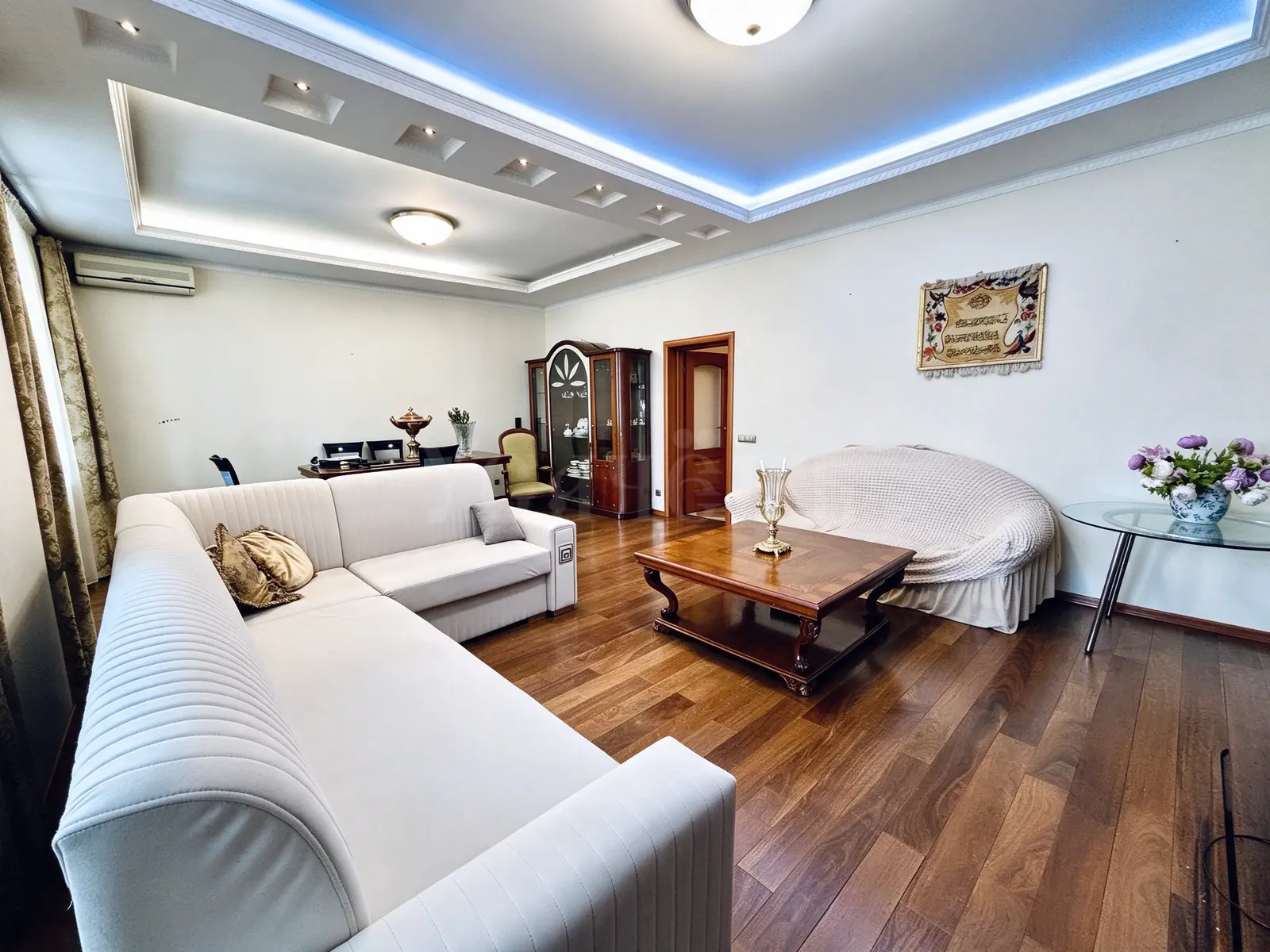 4-комнатная квартира 198,8 м² в ЖК «Солнечный берег»