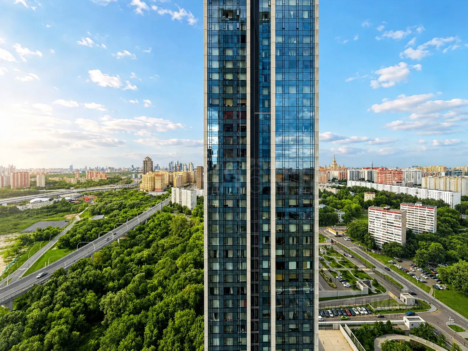 4-комнатная квартира 136,1 м² в ЖК «Небо — Небоскребы на Мичуринском, 56»