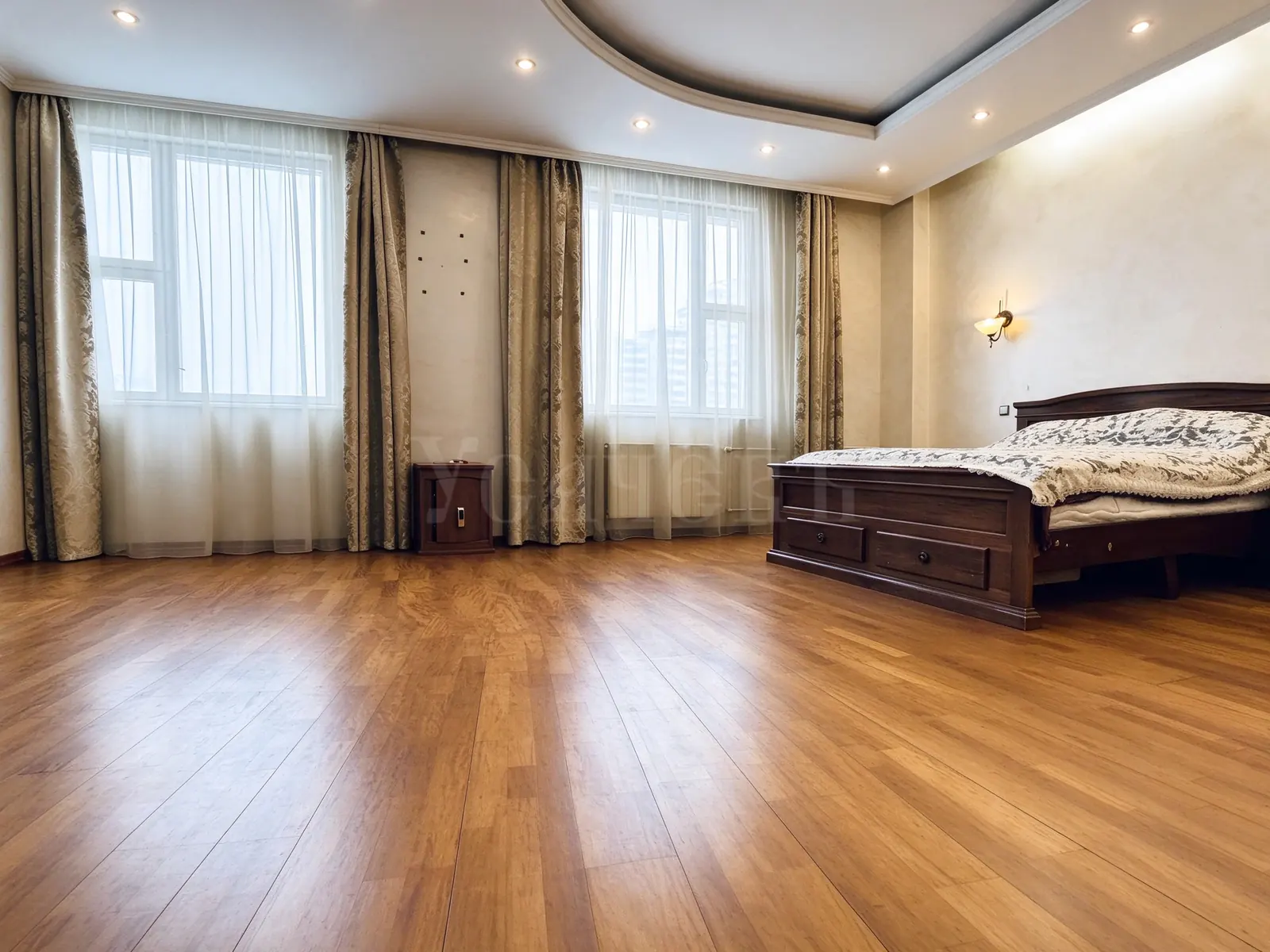 4-комнатная квартира 198,8 м² в ЖК «Солнечный берег»