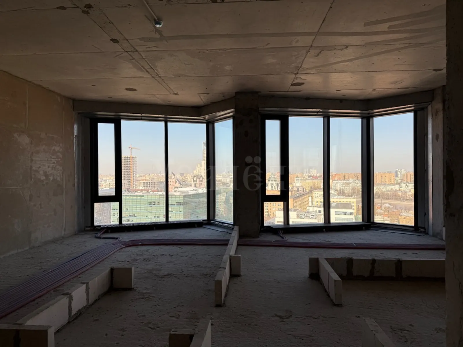 4-комнатная квартира 130,4 м² в ЖК «HIGH LIFE»