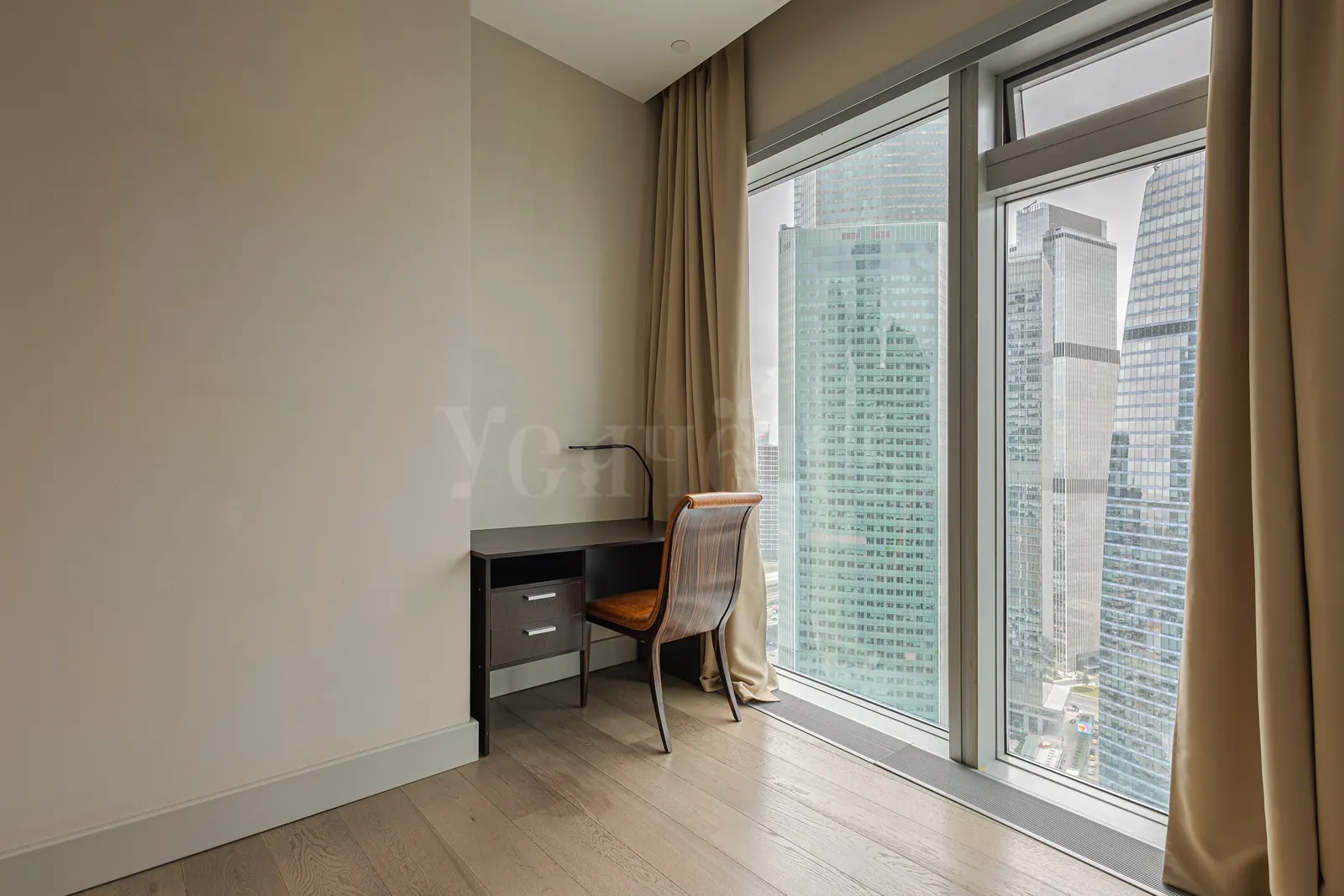 3-комнатная квартира 187,5 м² в ЖК «Город Столиц»