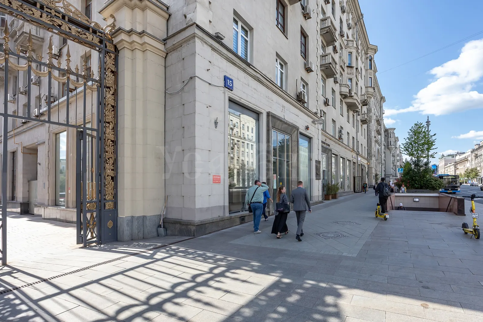 Коммерческое помещение 232 м²