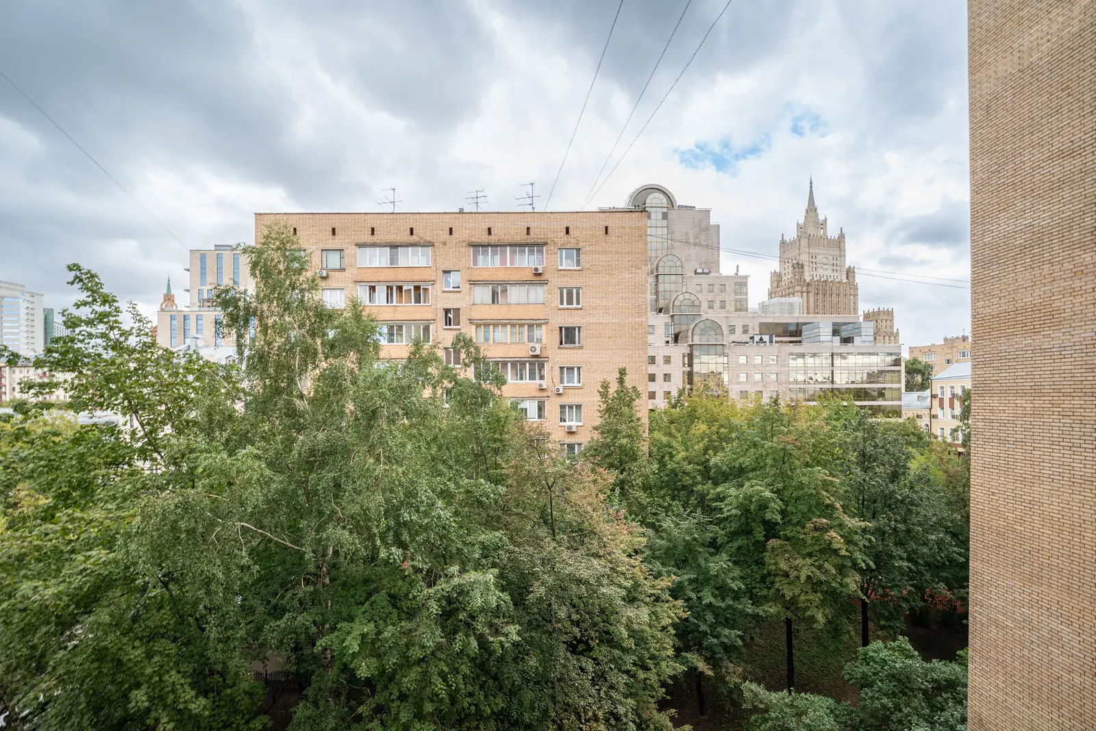 4-комнатная квартира 111,1 м² в ЖК «Smolensky De Luxe»