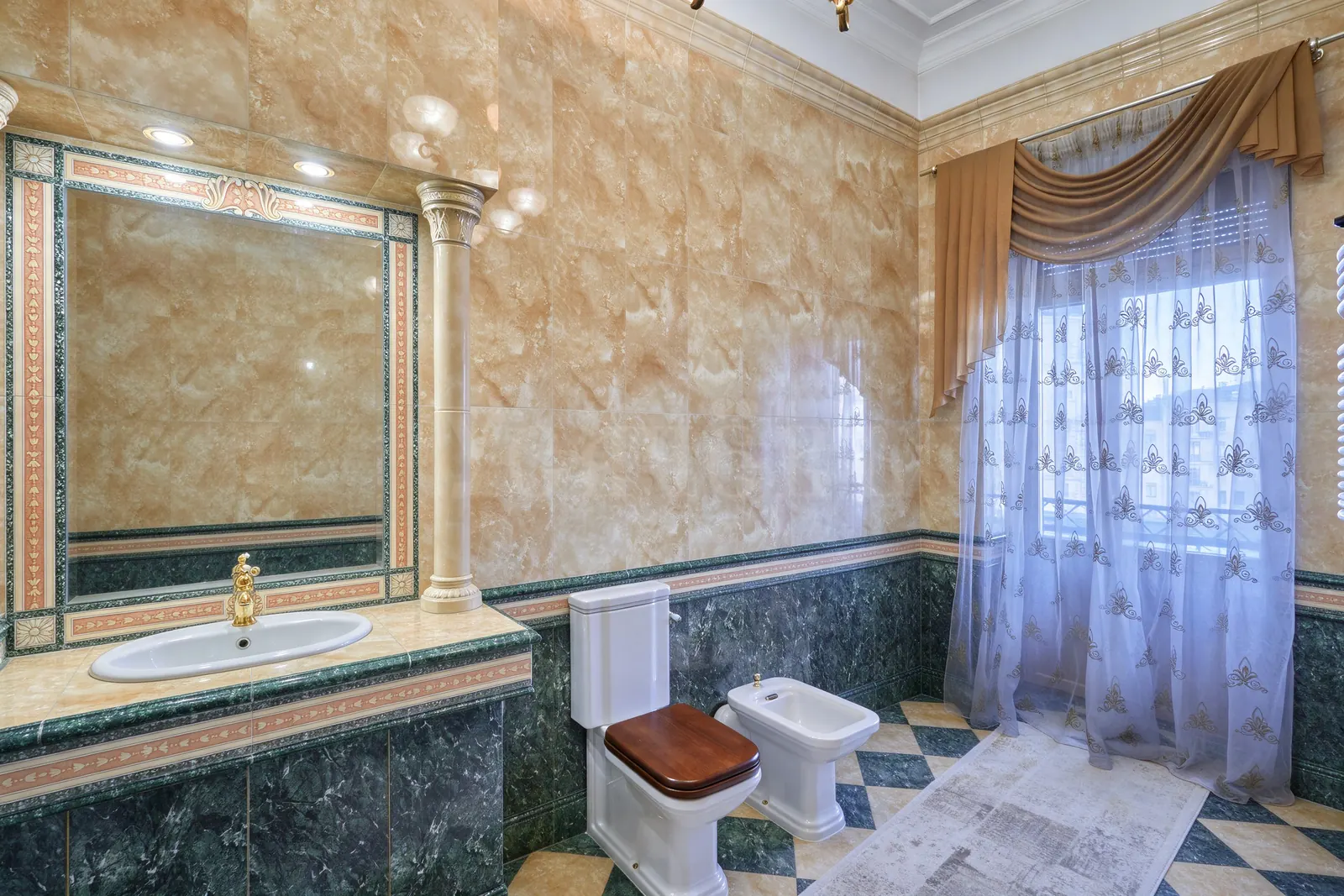 5-комнатная квартира 171,3 м²