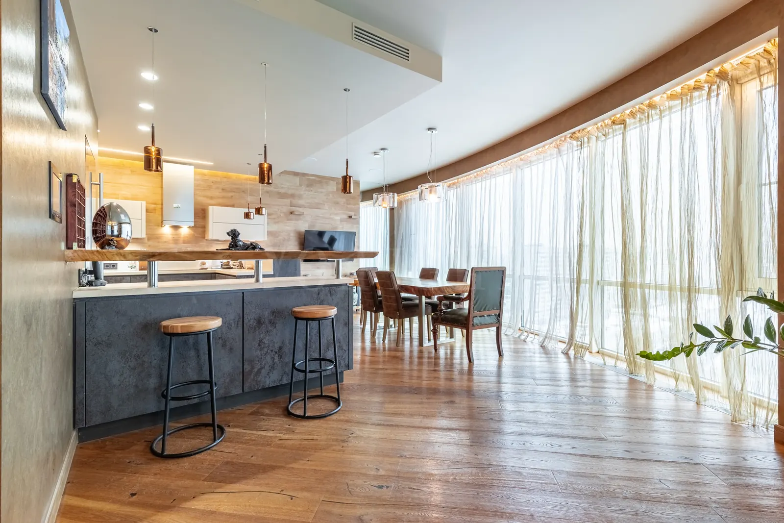 4-комнатная квартира 156,4 м² в ЖК «Миракс Парк»