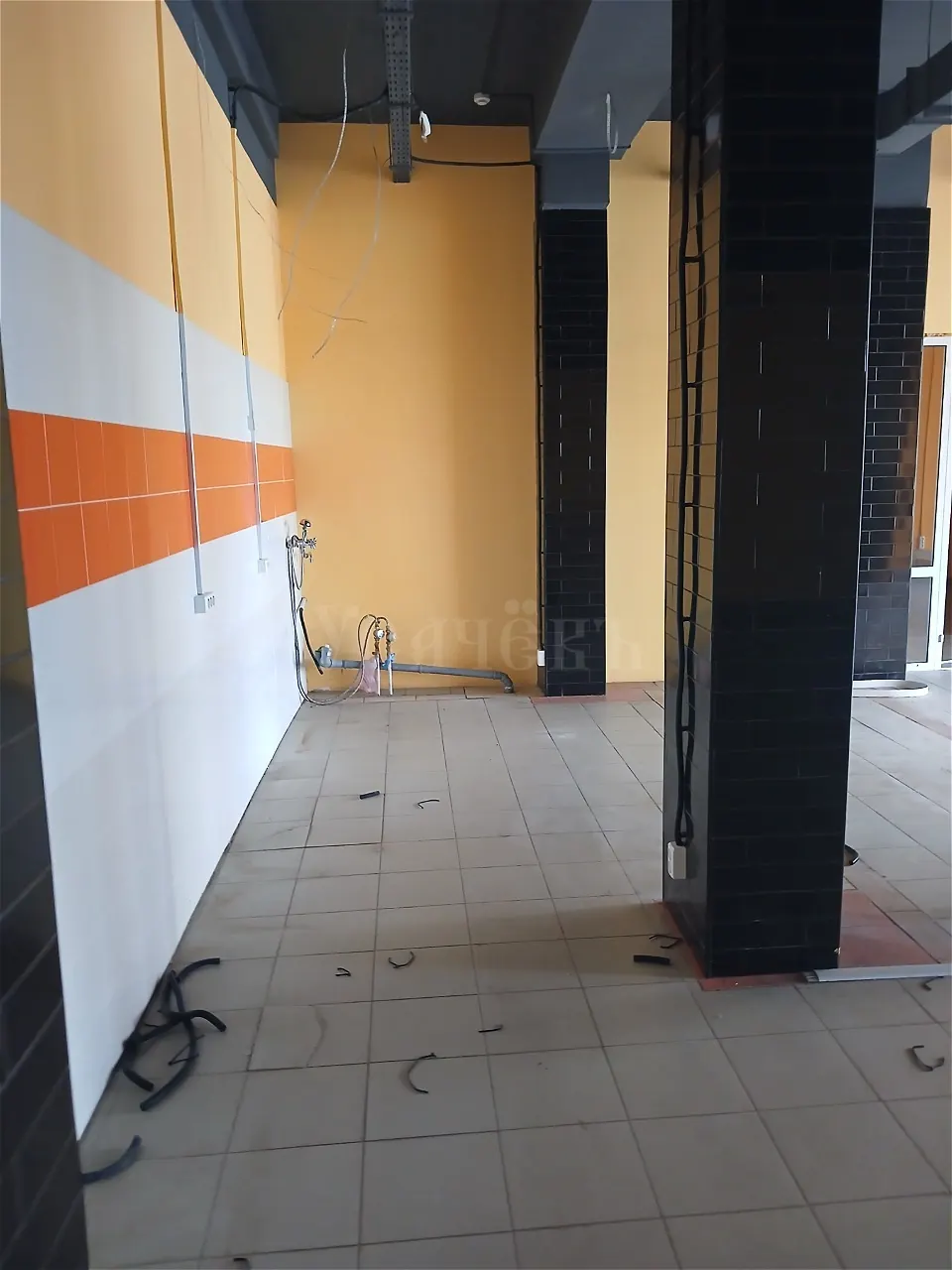 Коммерческое помещение 165,5 м²