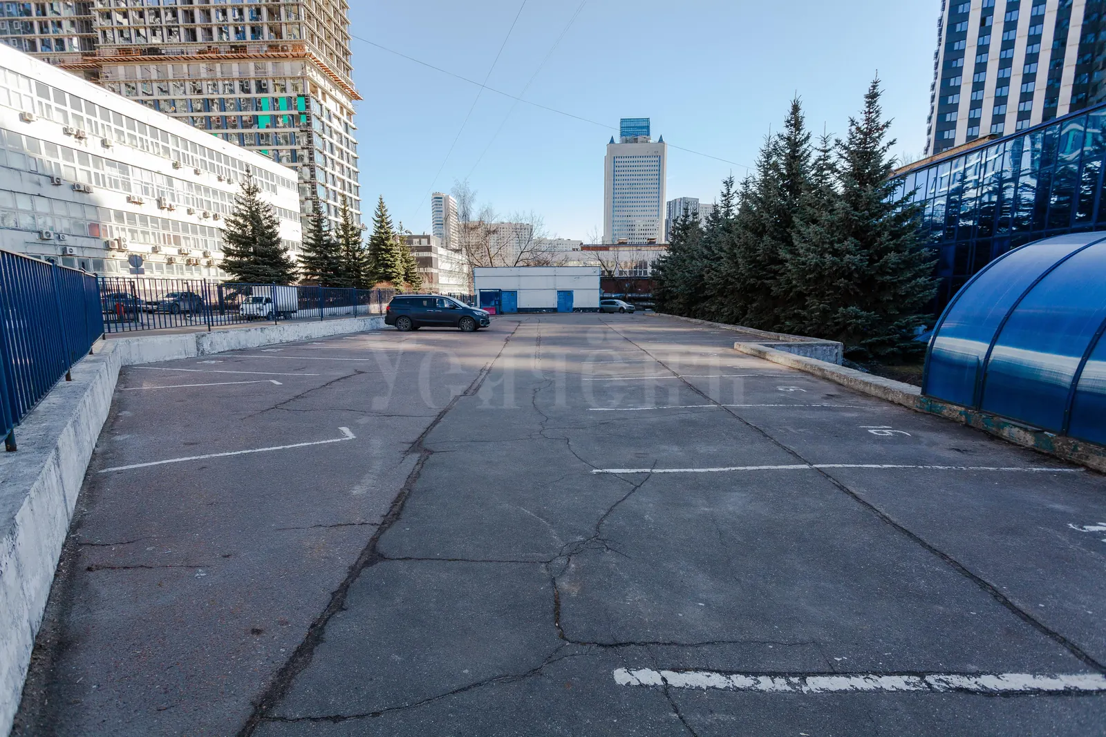Коммерческое помещение 4 549 м²