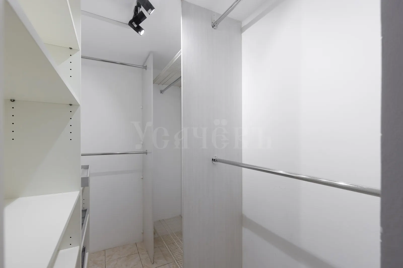 4-комнатная квартира 245,4 м² в районе Хамовники