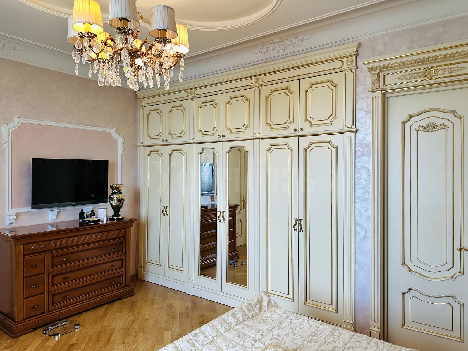 5-комнатная квартира 190,8 м² в ЖК «Миракс Парк»