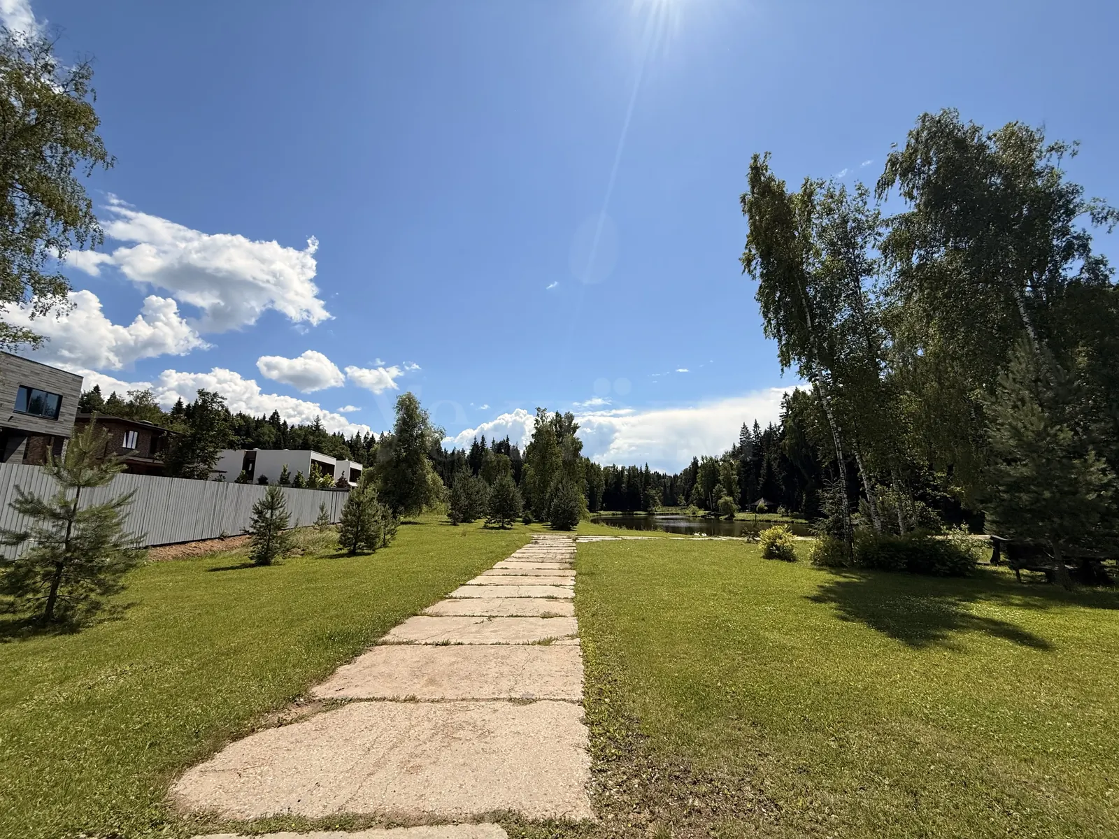 Загородный дом 330 м²