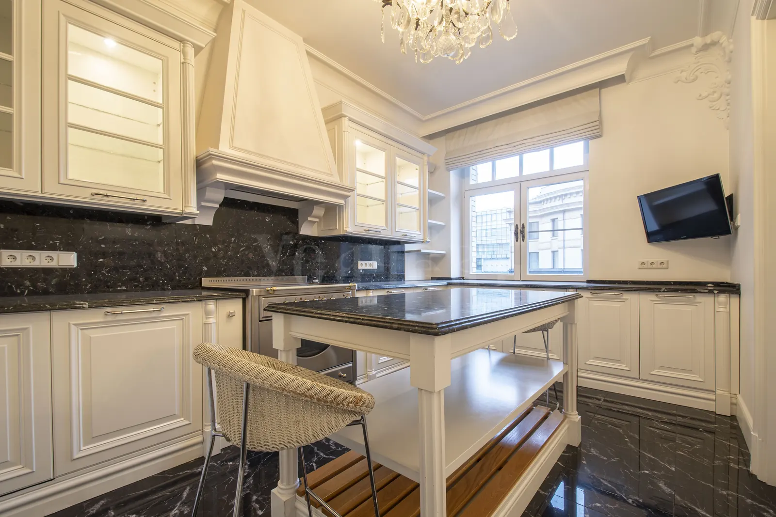 4-комнатная квартира 255,7 м² в ЖК «Остоженка Парк Палас»