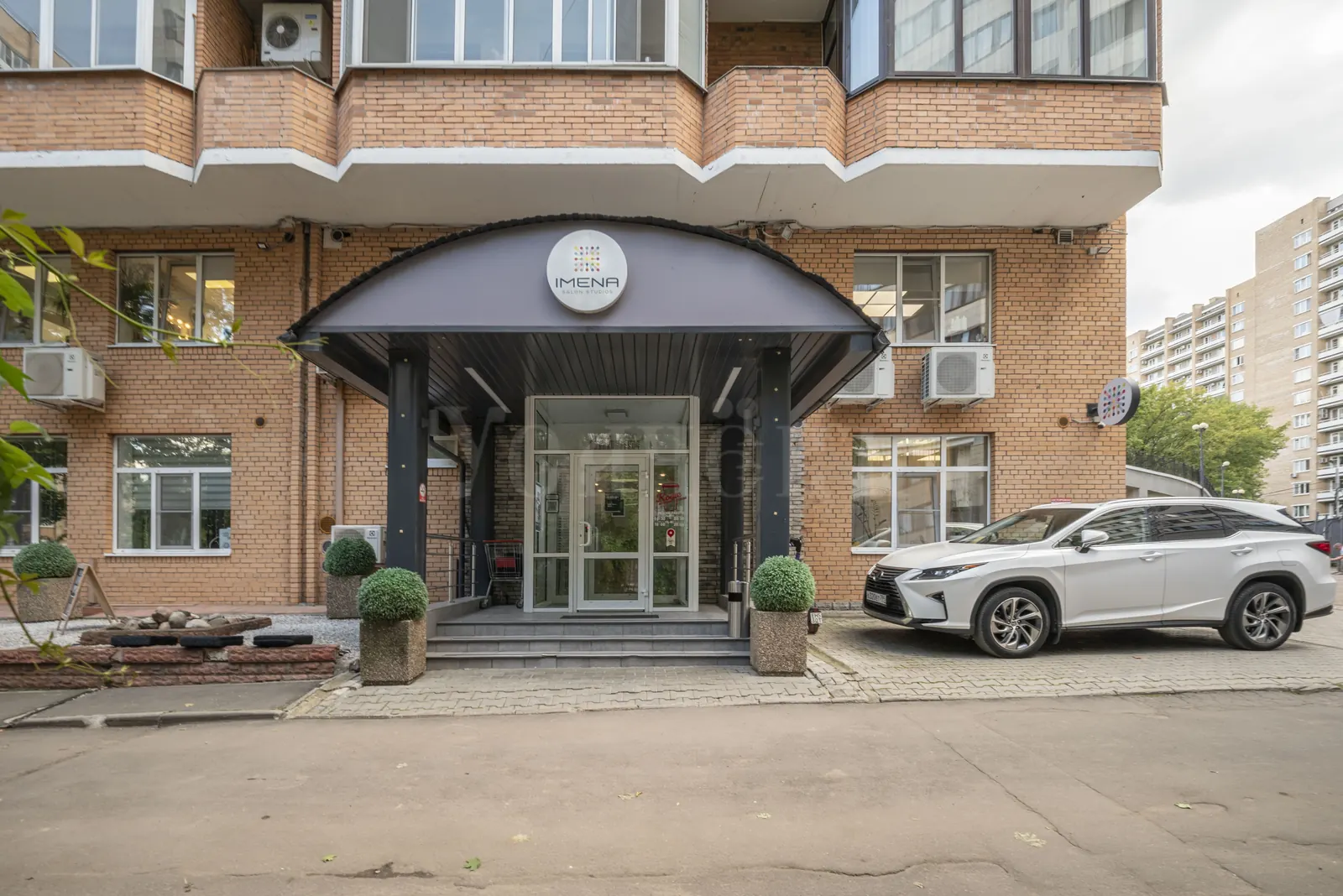 Коммерческое помещение 490 м²